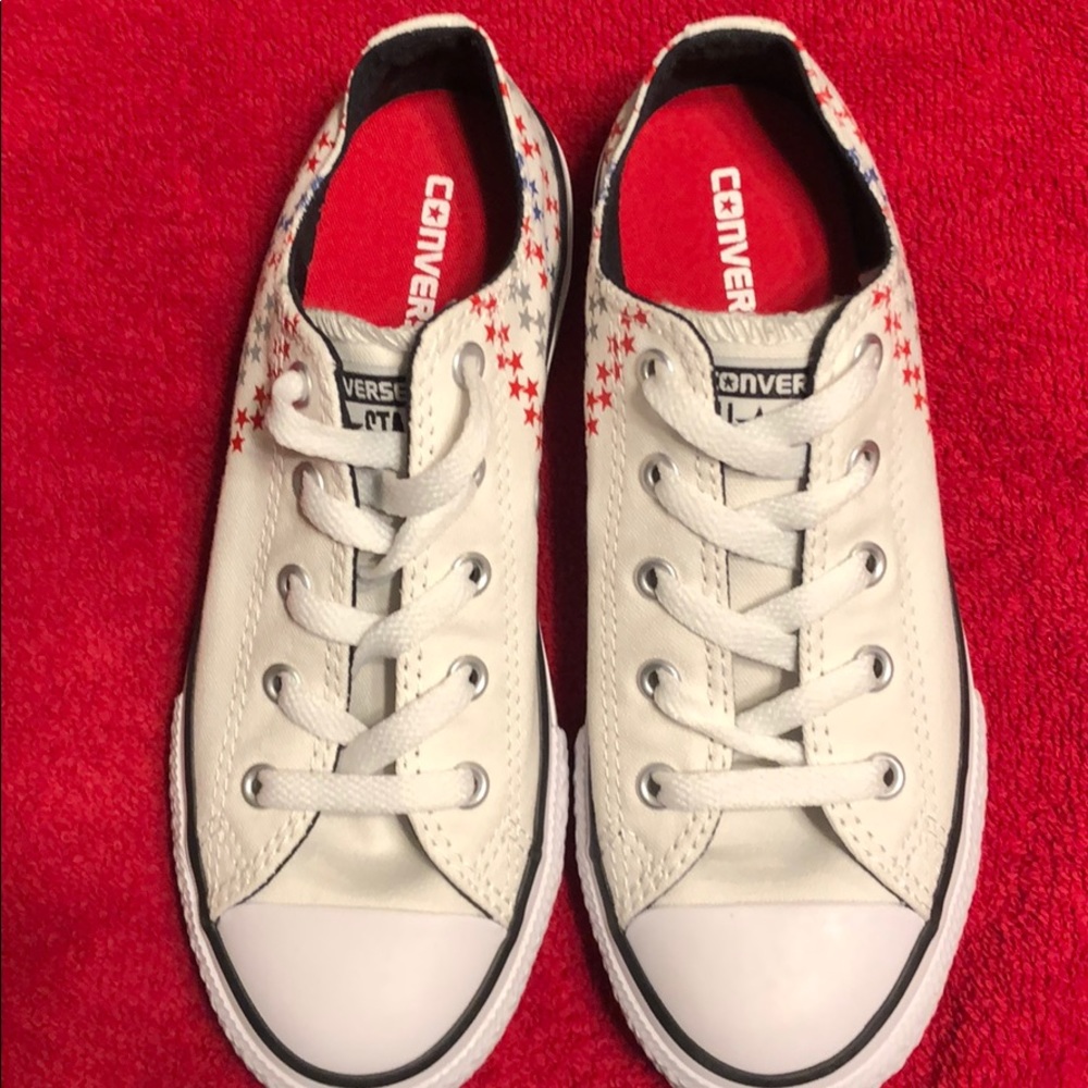 Converse All Star size 2 junior